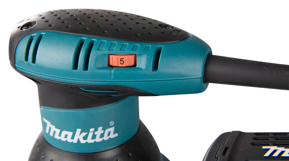 Levigatrice orbitale diamantata makita BO5031K