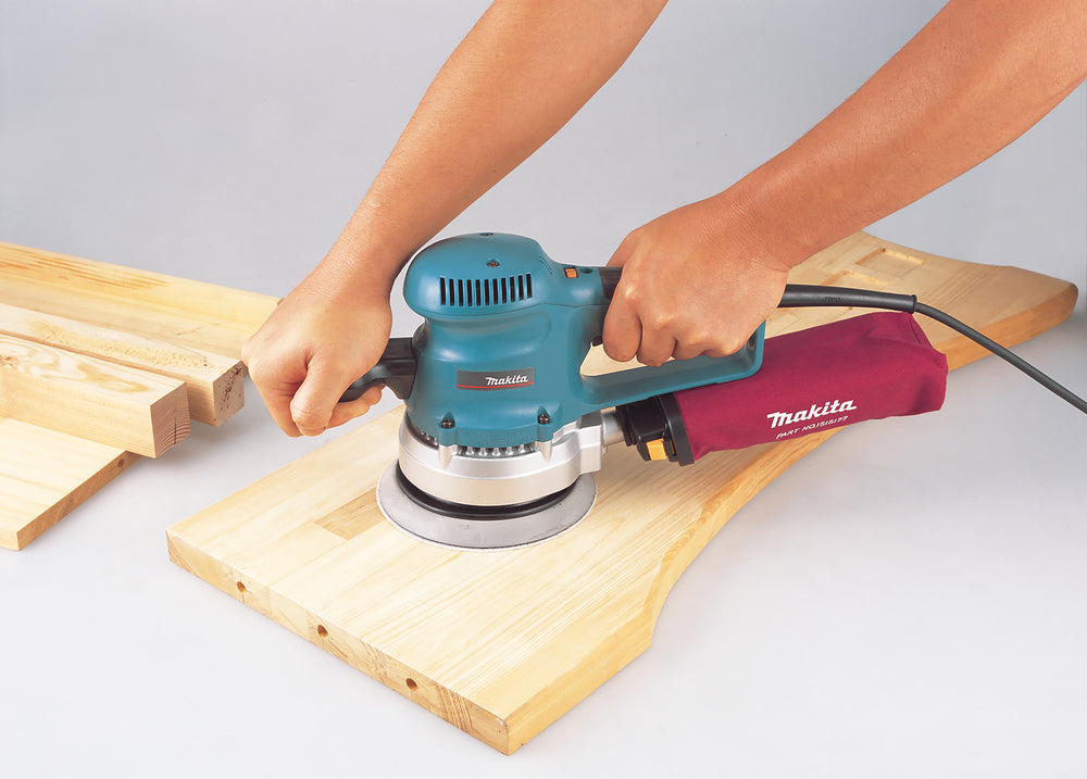 Levigatrice orbitale makita BO6030JX