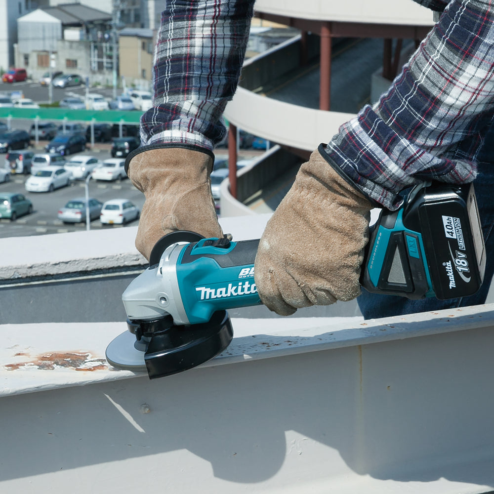Smerigliatrice angolare makita DGA504Z