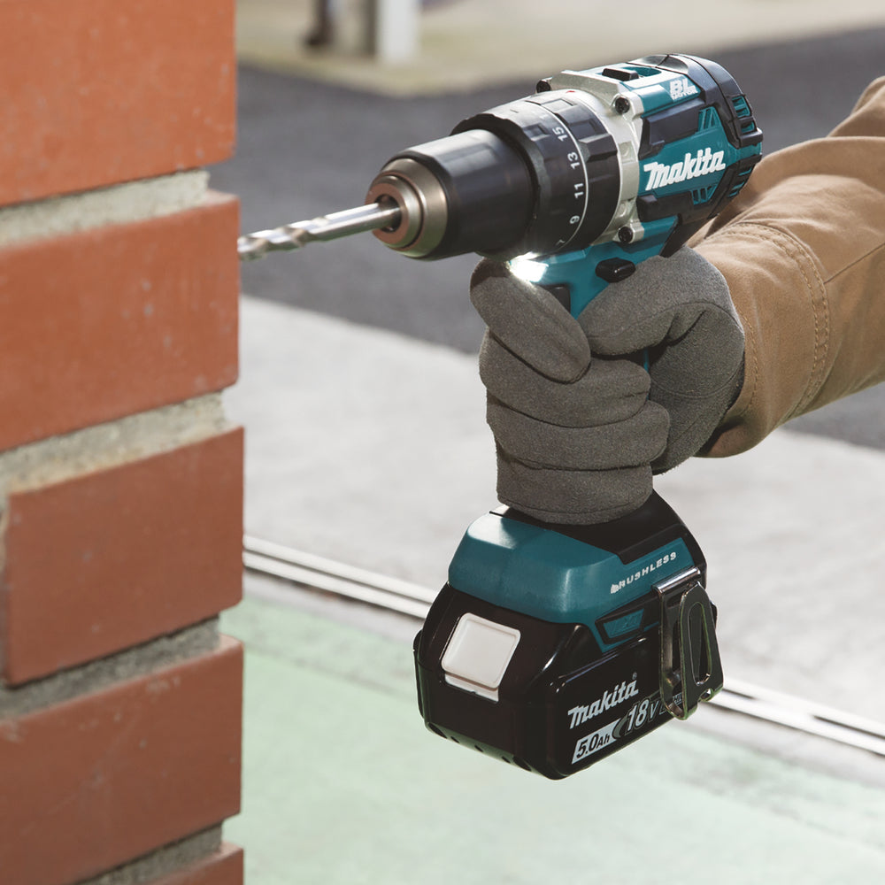 Trapano avvitatore con percussione makita DHP484Z