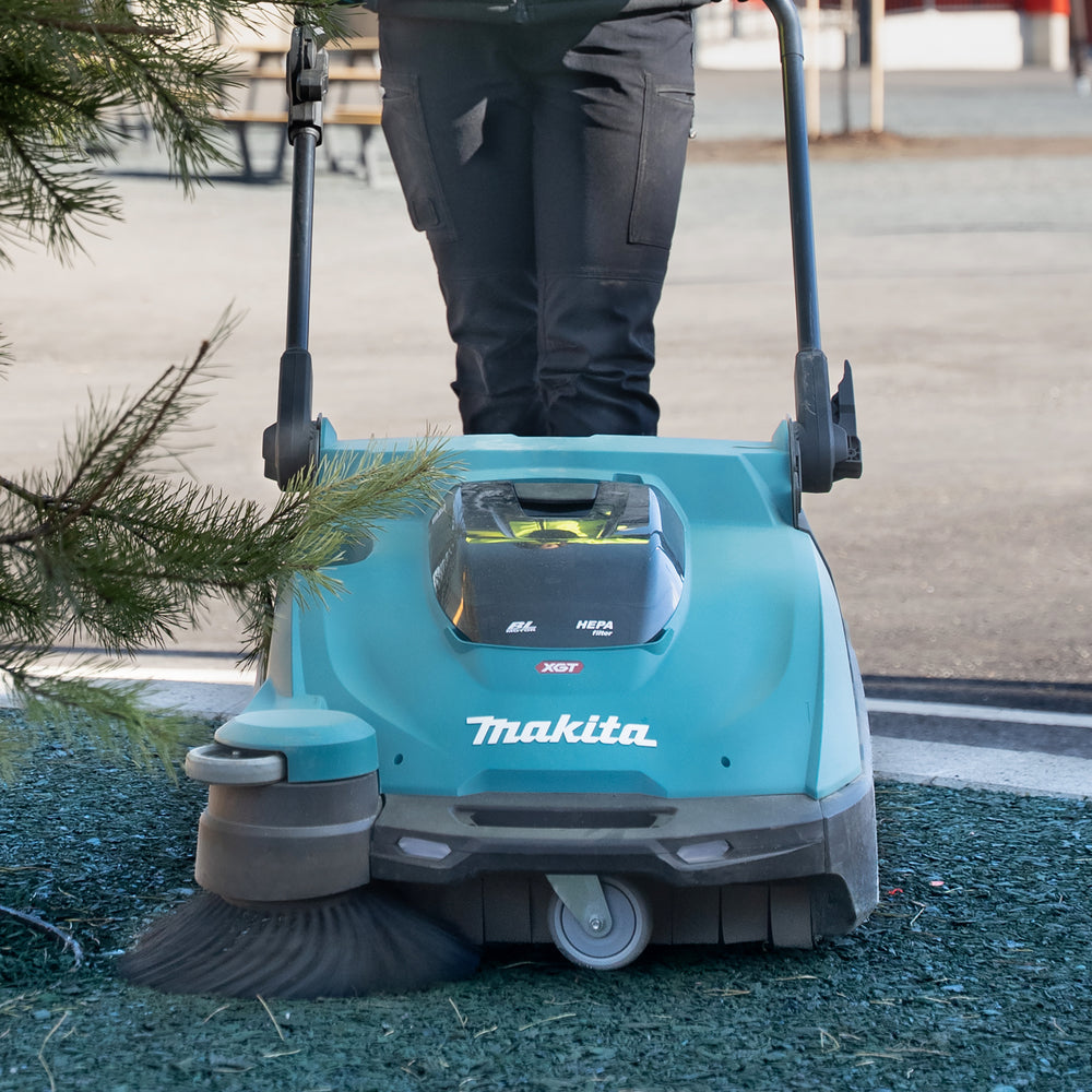 Spazzatrice 40Vmax makita VS001GZ